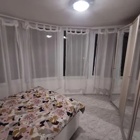 Beautiful 2 Bedroom Maisonette With Free Parking Varna