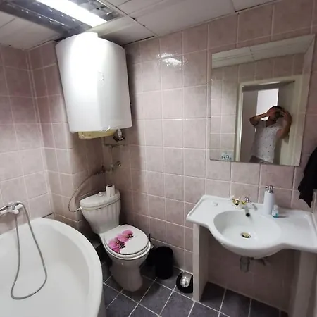 Beautiful 2 Bedroom Maisonette With Free Parking Varna